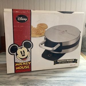 Mickey Waffle Maker